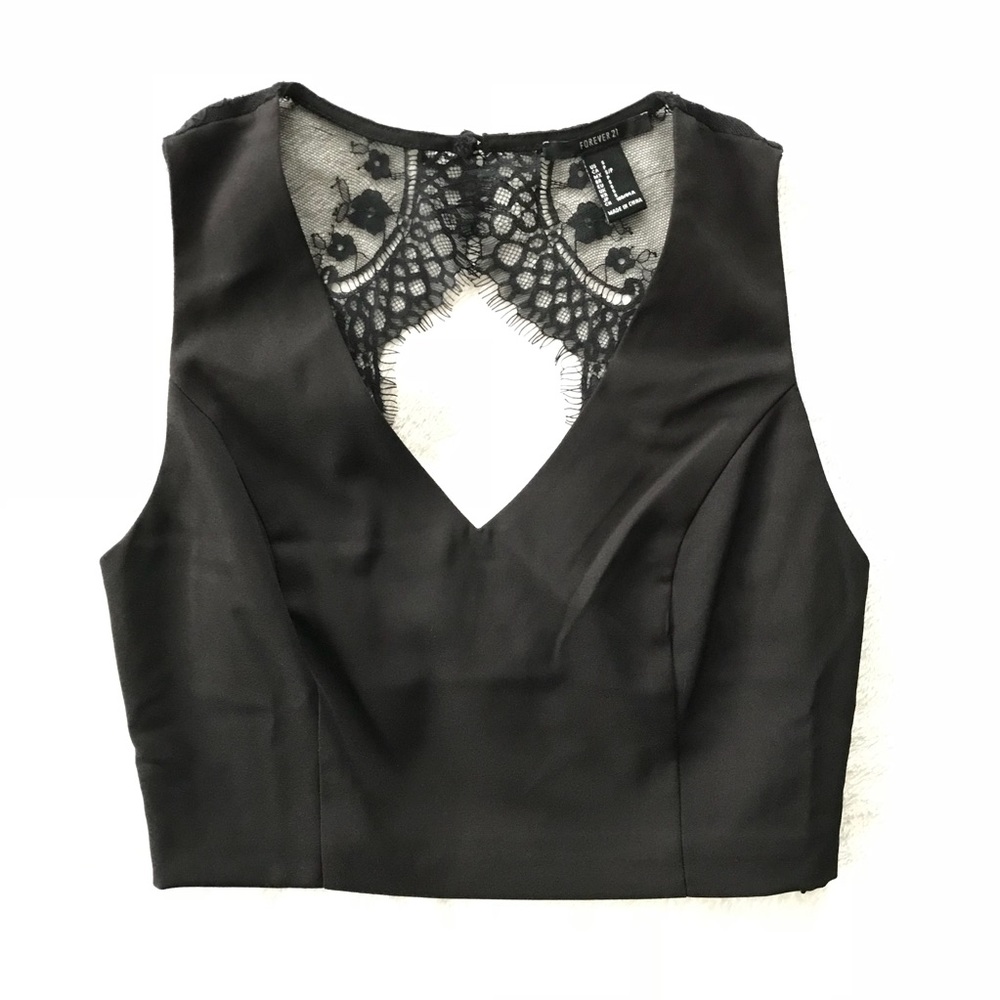 Forever 21 crop top with lace trim on the back